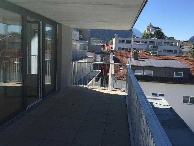 Teilmöblierte, sonnige 2 Zimmer Wohnung im Zentrum von Kufstein mit großem Balkon