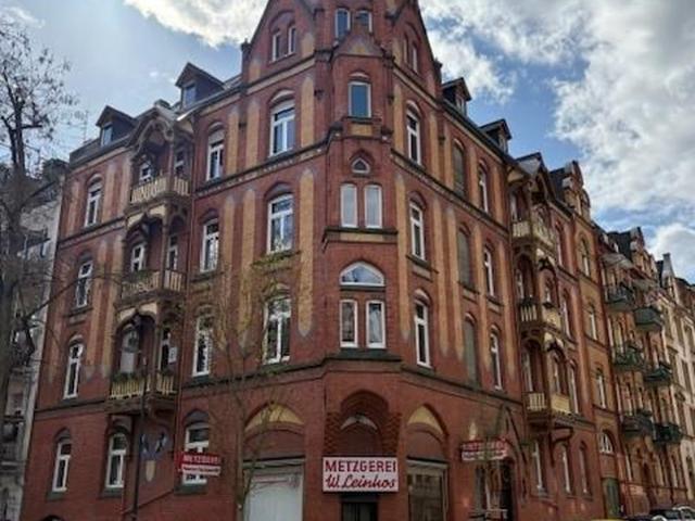 Neuwertige 3 Zimmer Wohnung mit Terrasse zu verkaufen