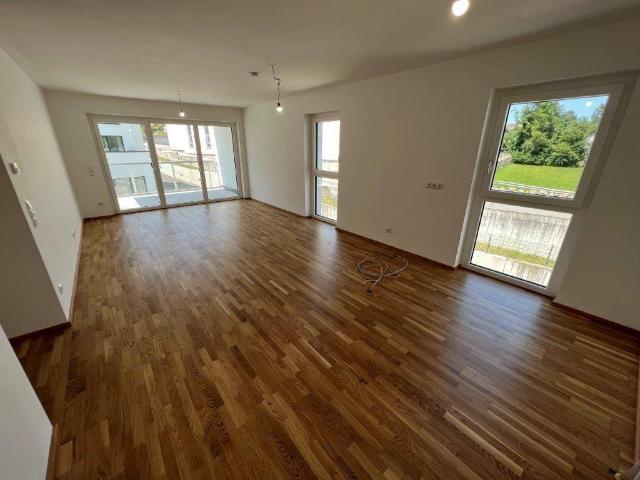 Neuwertige 3 Zimmerwohnung mit Balkon Ideal für Familien oder Anleger