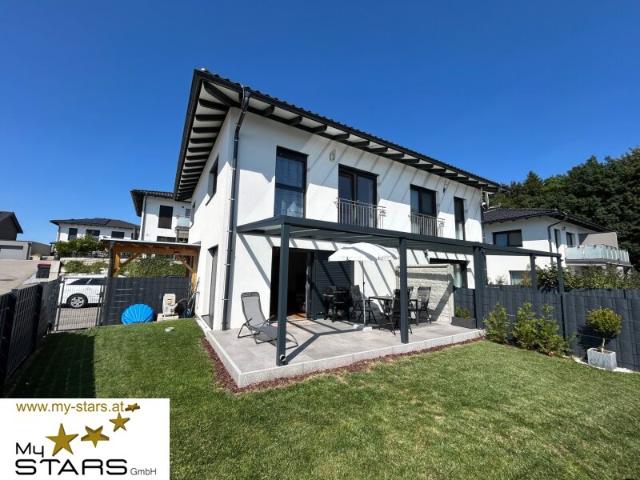 Neuwertiges Traumhaus in Palting nahe dem Mattsee: 4 Zimmer, Garten, Terrasse & viel Komfort!