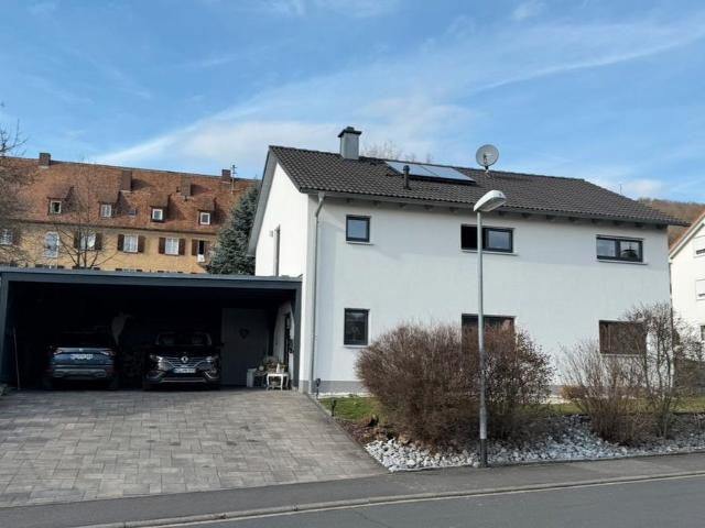 Neuwertiges Einfamilienhaus zum Wohlfühlen