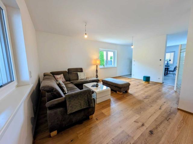 Neuwertiger Bungalow in Peuerbach: 4 Zimmer, Pool, Terrasse ihr Traumhaus Wartet!