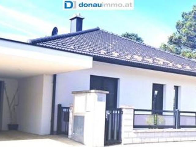 Neuwertiger Massivbungalow mit Pool, Gästehaus, Keller, Wintergarten in Guntramsdorf Preis auf Anfrage