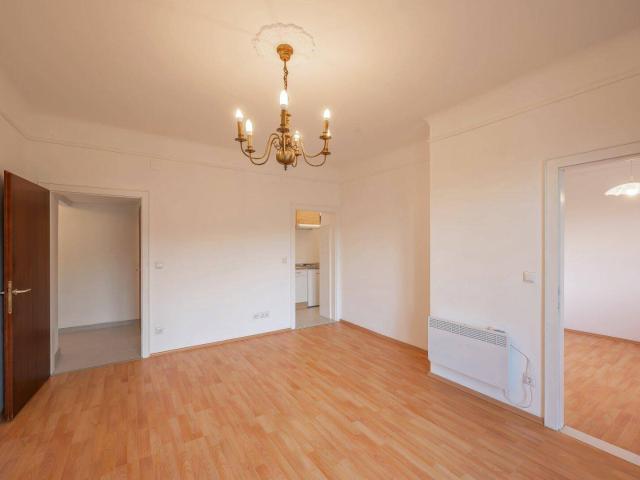NEU+ 1,5 Zimmer Neubauwohnung mit getrennter Küche und Balkon!