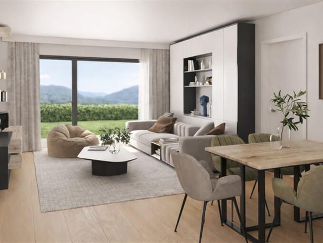 Neu gebaute Wohnung mit Garten in Vezia