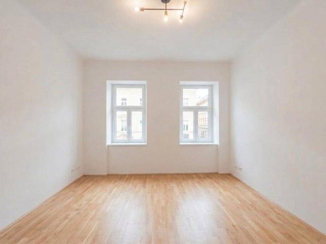 NEU+ Generalsanierte 1 Zimmer Kleinwohnung in aufstrebender Lage!