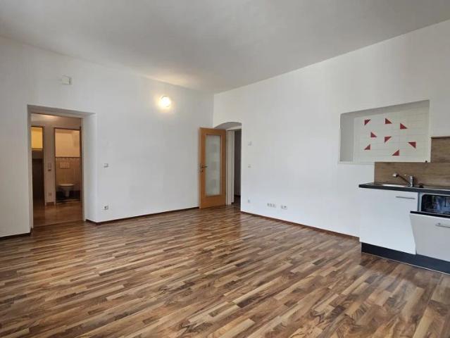 NEU Gepflegte 3 Zimmer Mietwohnung in zentraler Innenstadtlage