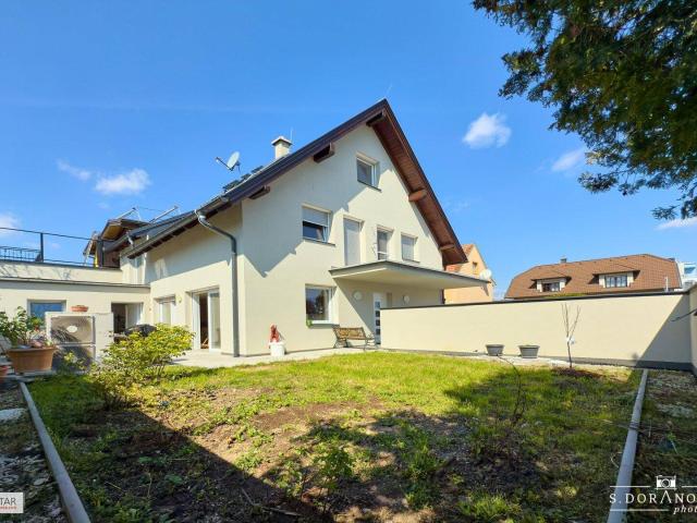 NEU + EINFAMILIENHAUS + ZIEGEL MASIV + GARTEN + 2 PKW STELLPLÄTZE + LUFTWÄRMEPUMPE + VORBEREITUNG FÜR PHOTOVOLTAIK + EIGENTUM IN BRUNN AM GEBIRGE