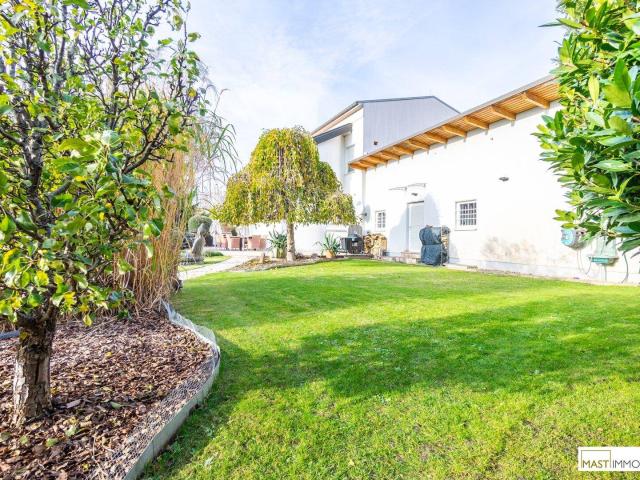 NEU* Einzigartiges Einfamilienhaus mit 422 m2 Nutzfläche