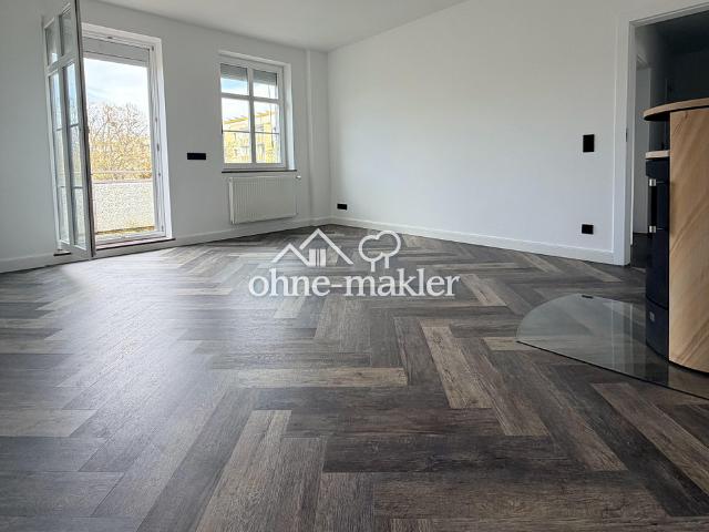 NEU* Erstbezug nach umfangreicher Sanierung! 3 Raum Wohnung mit Balkon und Kamin in Cottbus/Sandow