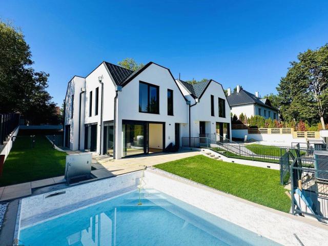 NEU+ EXKLUSIVE VOLLUNTERKELLERTE 5 ZIMMER DOPPELHAUSHÄLFTE MIT SWIMMINGPOOL!