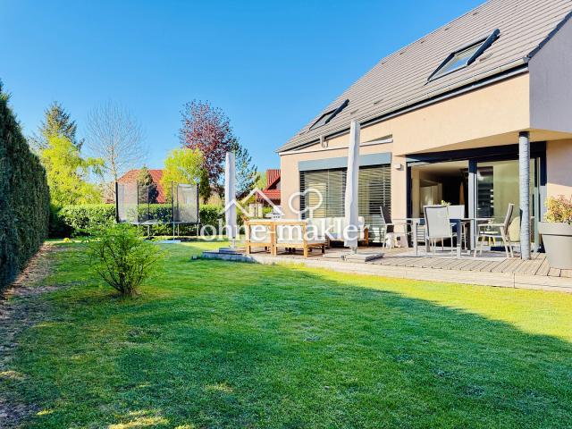 NEU: Familiengerechtes EFH, umfassend modernisiert, mit großen Garten | provisionsfrei