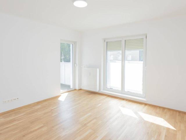 NEU! 2 Zimmer + Loggia inkl. neue Küche TOP PREIS IN TOP LAGE