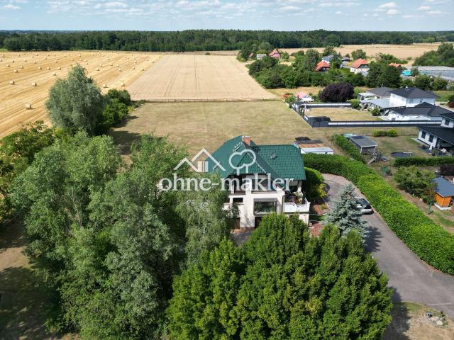 NEU! Ikonische Landhaus Villa, Einliegerwhg, Bauland & mögl. Grundstückserweiterung