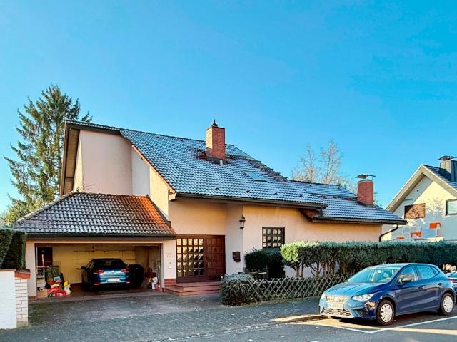 Neu Isenburg: Freistehendes Einfamilienhaus am Buchenbusch!