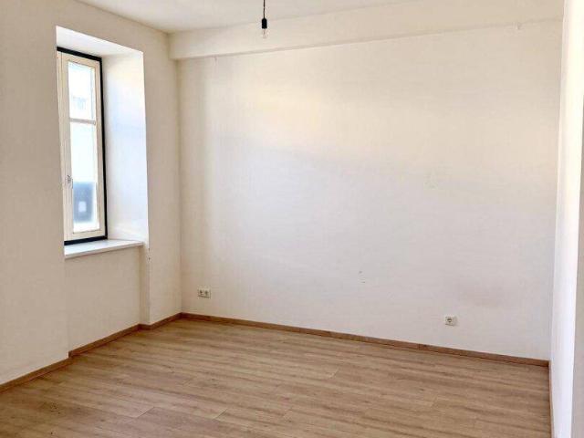 NEU! Sanierte 1 Zimmerwohnung in zentraler Lage von Groß Gerungs! Fußbodenheizung!