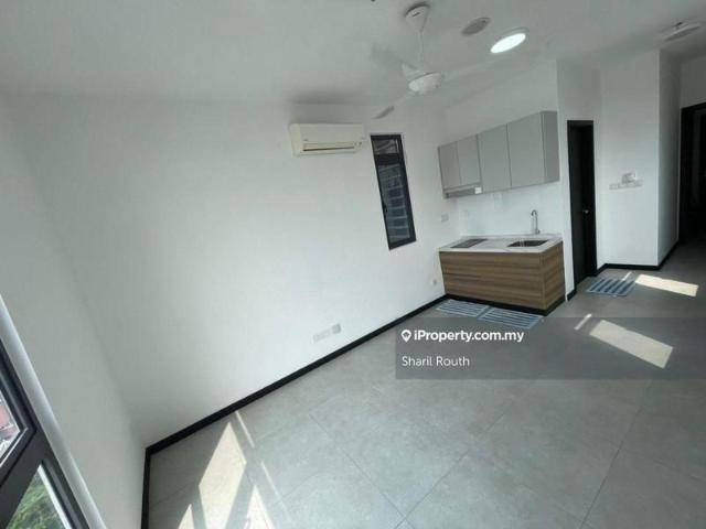 Neu Suites, Kampung Berembang, Ampang