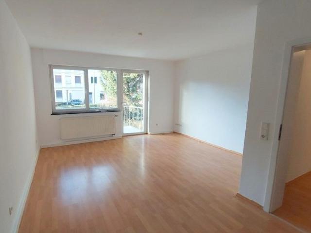 Neu renoviert Gute Lage