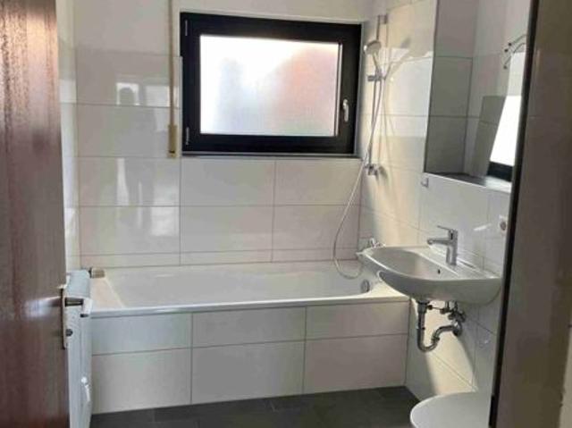 neu renovierte 2 Zimmer Wohnung mit Balkon in Karlsruhe Durlach