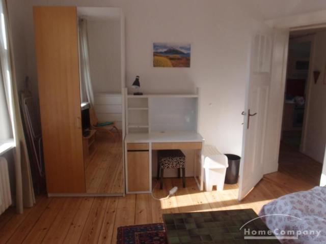 Neu renovierte 2 Zimmer Wohnung in Berlin Charlottenburg, möbliert
