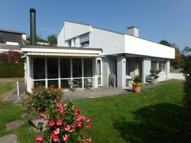 Neu renoviertes Einfamilienhaus in Unterentfelden