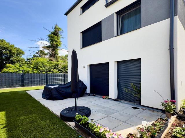 • NEU • ZIEGELMASSIV • 12 SCHLÜSSELFERTIGE HÄUSER • JEWEILS 2 PKW STELLPLÄTZE • GARTEN & TERRASSE • FISCHAMEND •