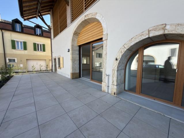 Neubauwohnung mit 4,5 Zimmern im Erdgeschoss mit privater Terrasse