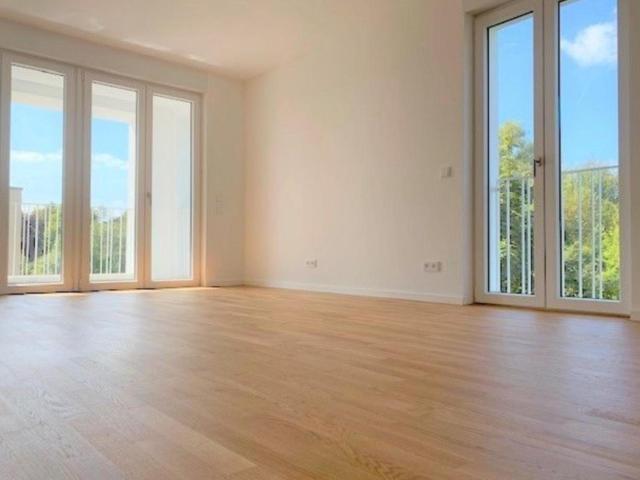 Neubauwohnung mit Terrasse, 3 Zimmer, Nähe Universität