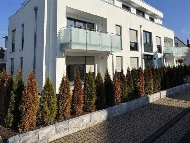 NEUBAU 3 Zimmer, Küche, Bad, Gäste WC, Abstellraum und Balkon in Baunatal Erstbezug