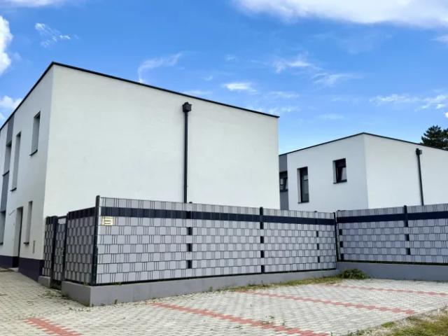 Neubau 2125 102032797