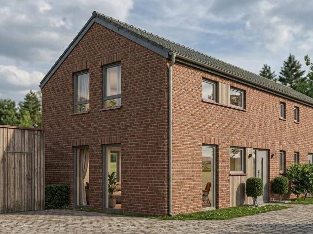 Neubau: Doppelhaushälfte im energieeffizienten KfW 40 QNG Standard