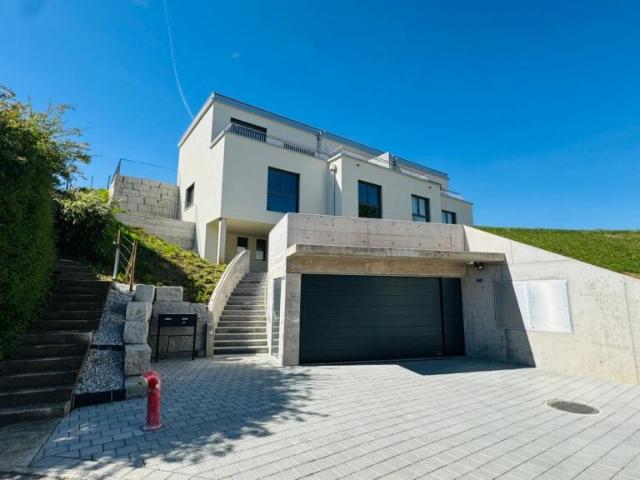 Neubau Doppelhaushälfte in Laufen BL in ruhiger Lage mit optimaler Infrastruktur