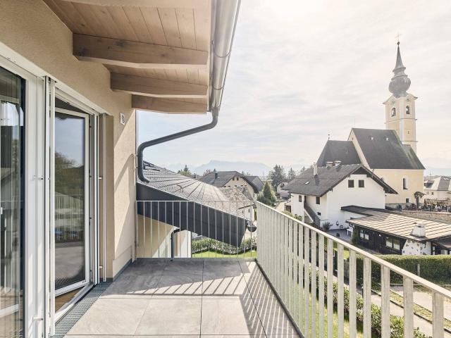 Neubau Dachgeschoßwohnung in zentraler Ortslage