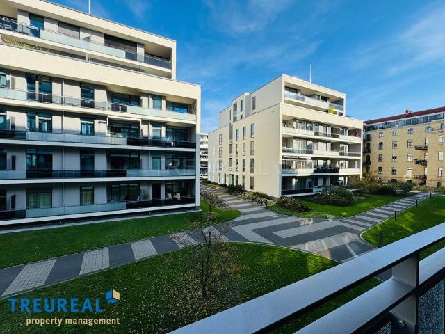 Neubau* Einbauküche* Balkon* Keller* Tiefgarage* hell* ruhig* Dusche