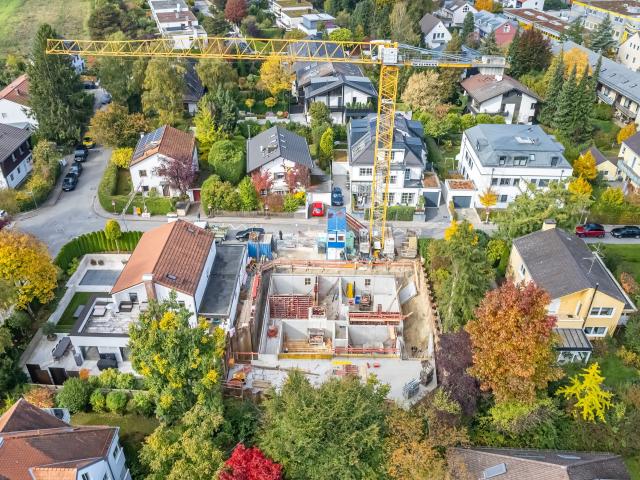 Neubau Erstbezug! KFW 55 Großzügig geschnitten 4 Zi. Etagenwhg. in ruhiger Bestlage von M. Solln!