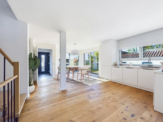 NEUBAU Erstbezug Reiheneckhaus mit 6,5 Zimmern in Scharnhausen mit Garage