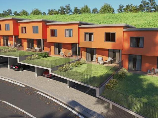 NEUBAU IN SONNIGER LAGE