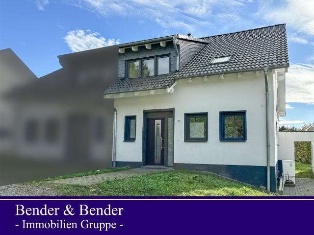 PREISREDUZIERUNG*Neubau mit viel Potential! Attraktive Doppelhaushälfte mit Garten in idyllischer Lage von Windeck!