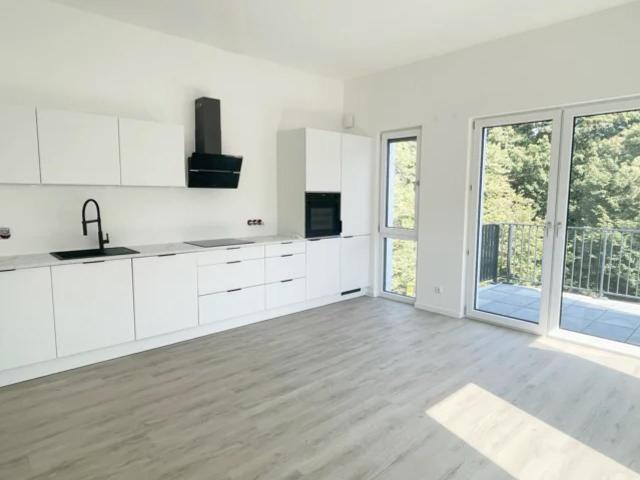 Neubau Wohnung in Obersendling: Stilvolle 2 Zimmer Wohnung mit Balkon