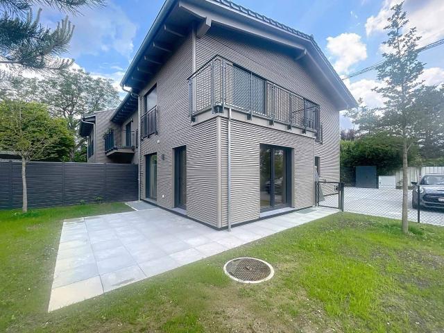 Neubau THPE Villa mit Garten