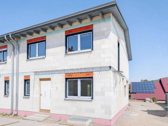 Neubau trifft Lebensqualität DHH in Baden Baden Neuweier