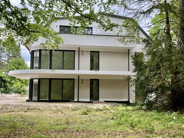 Neubau UBI68 Exklusives Wohnen am Hachinger Bach barrierefreie Einheiten Fertigstellung 2025