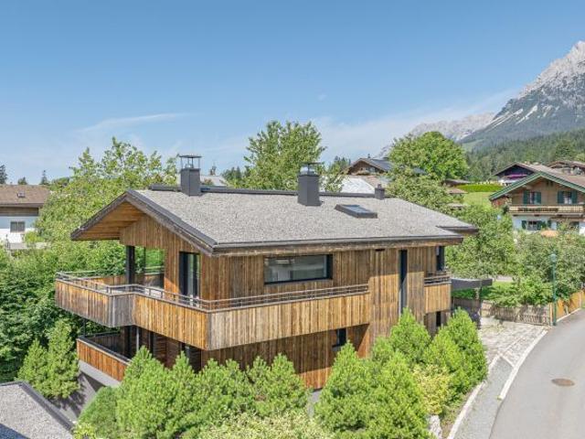 Neubauchalet in prominenter Toplage