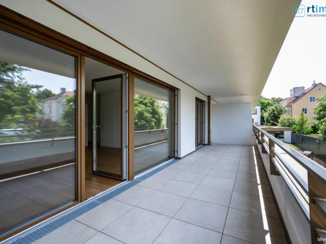 NEUBAUERSTBEZUG: MODERNE, RUHIGE 2 ZIMMERWOHNUNG MIT BEEINDRUCKENDEM BALKON + GARAGENPLATZ