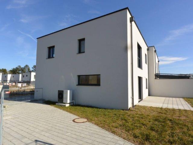 Neubauprojekt! Doppelhaushälfte 4 Zimmer, Garten, 2 KFZ Abstellplätze in Himberg!