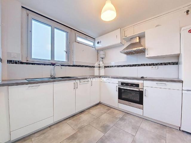 NEUDORF 4P 84m²