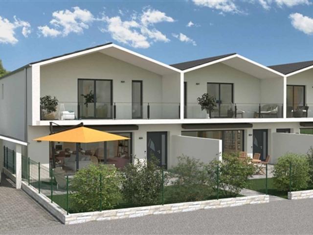 Neue angrenzende Villa auf La Balmaz Grundstück B
