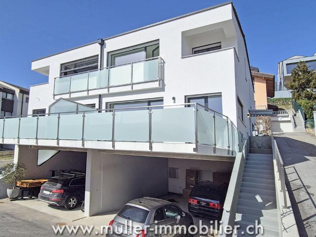 Neue Doppelhaus Wohnung mit herrlicher Aussicht in der Nähe von Sion