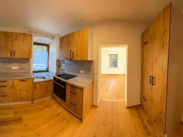 Neue EG 3 Zimmer Wohnung in ehemaligem Bauernhaus bei Itter