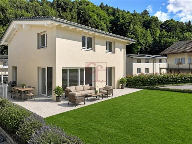 Neue freistehende Villa in La Roche